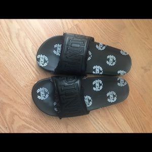 Vs pink slides